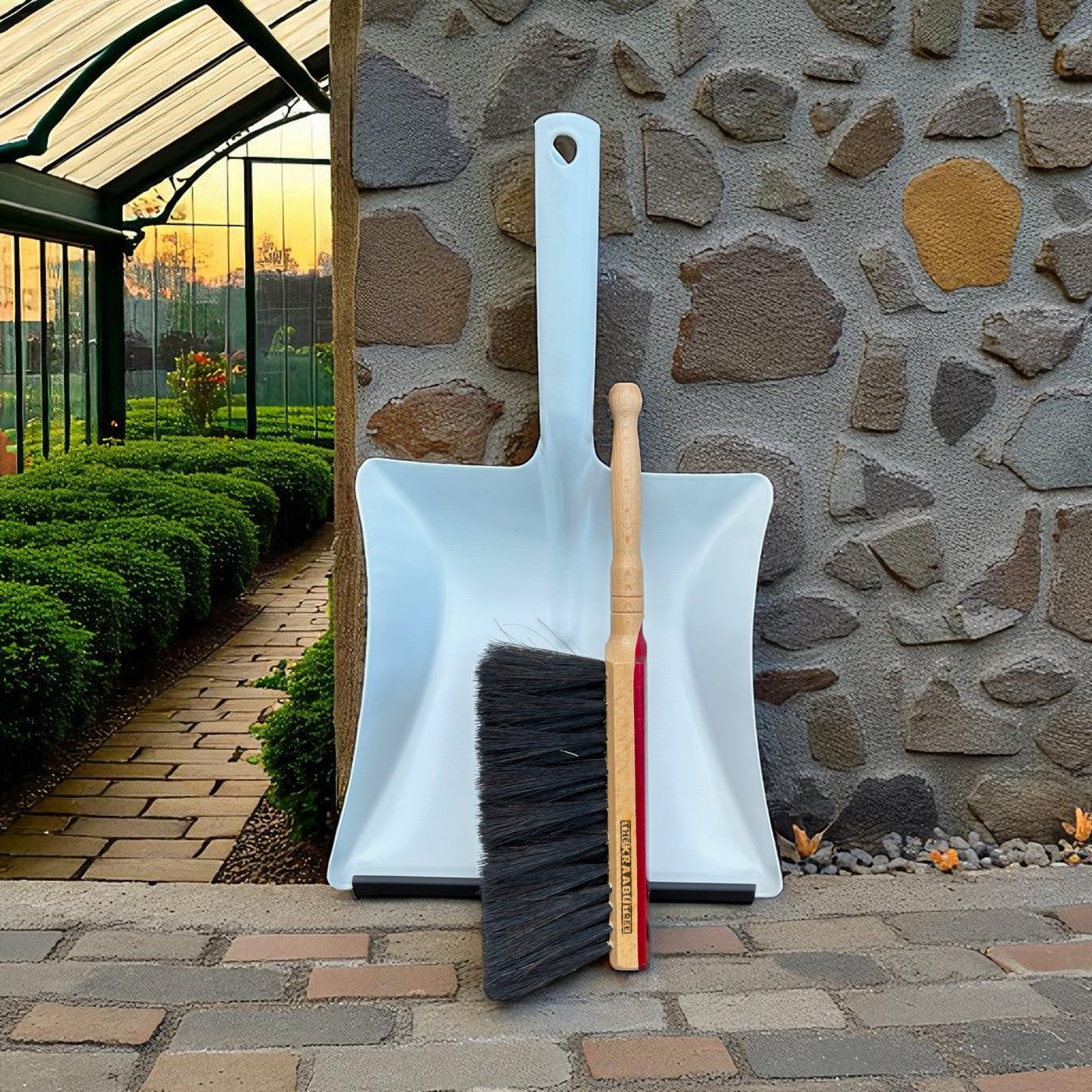 Dustpan and brush set short handle