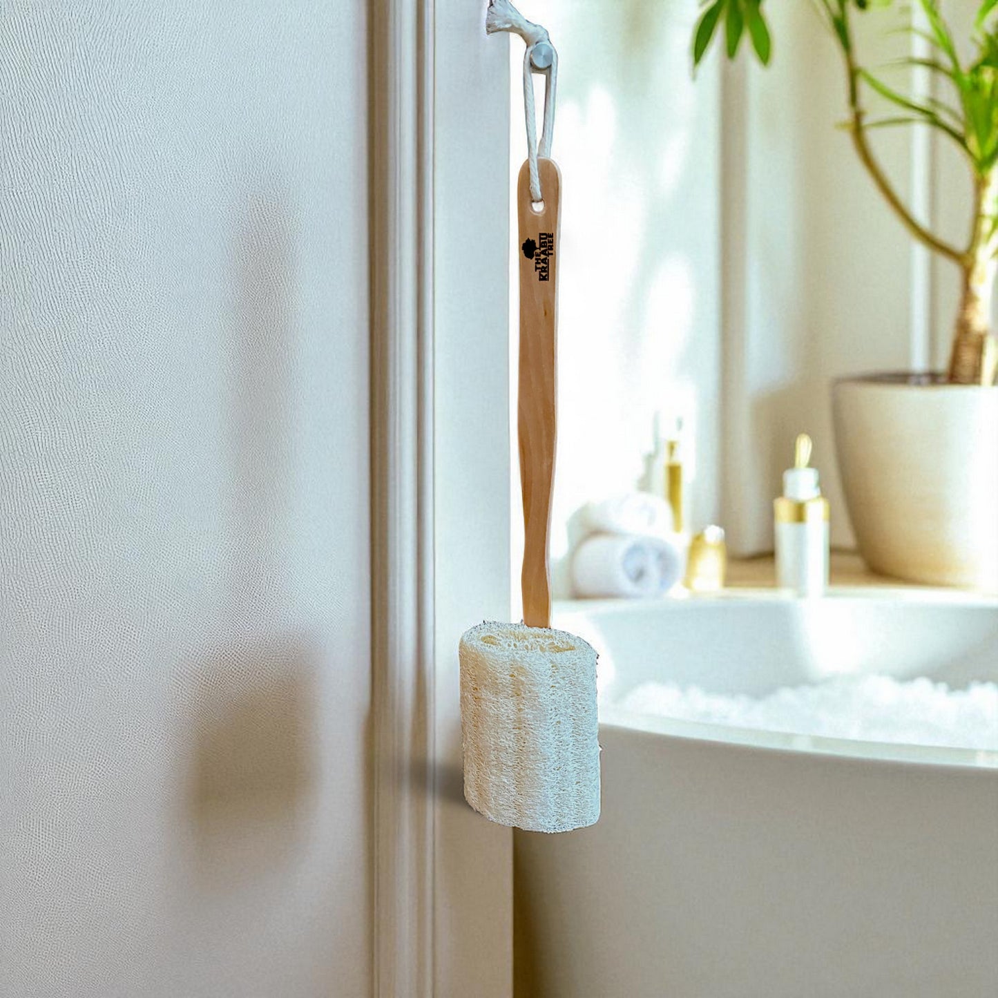 Loofah bath brush with removable head 41cm
