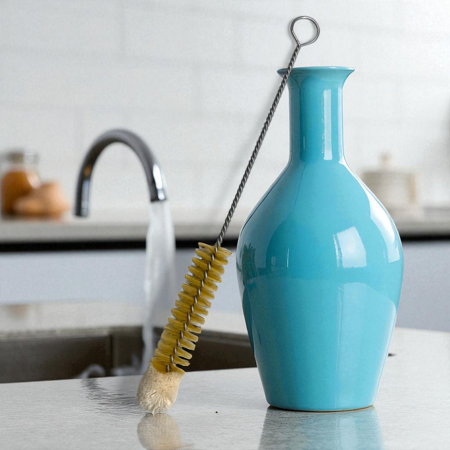 Bottle/vase cleaning brush 28cm