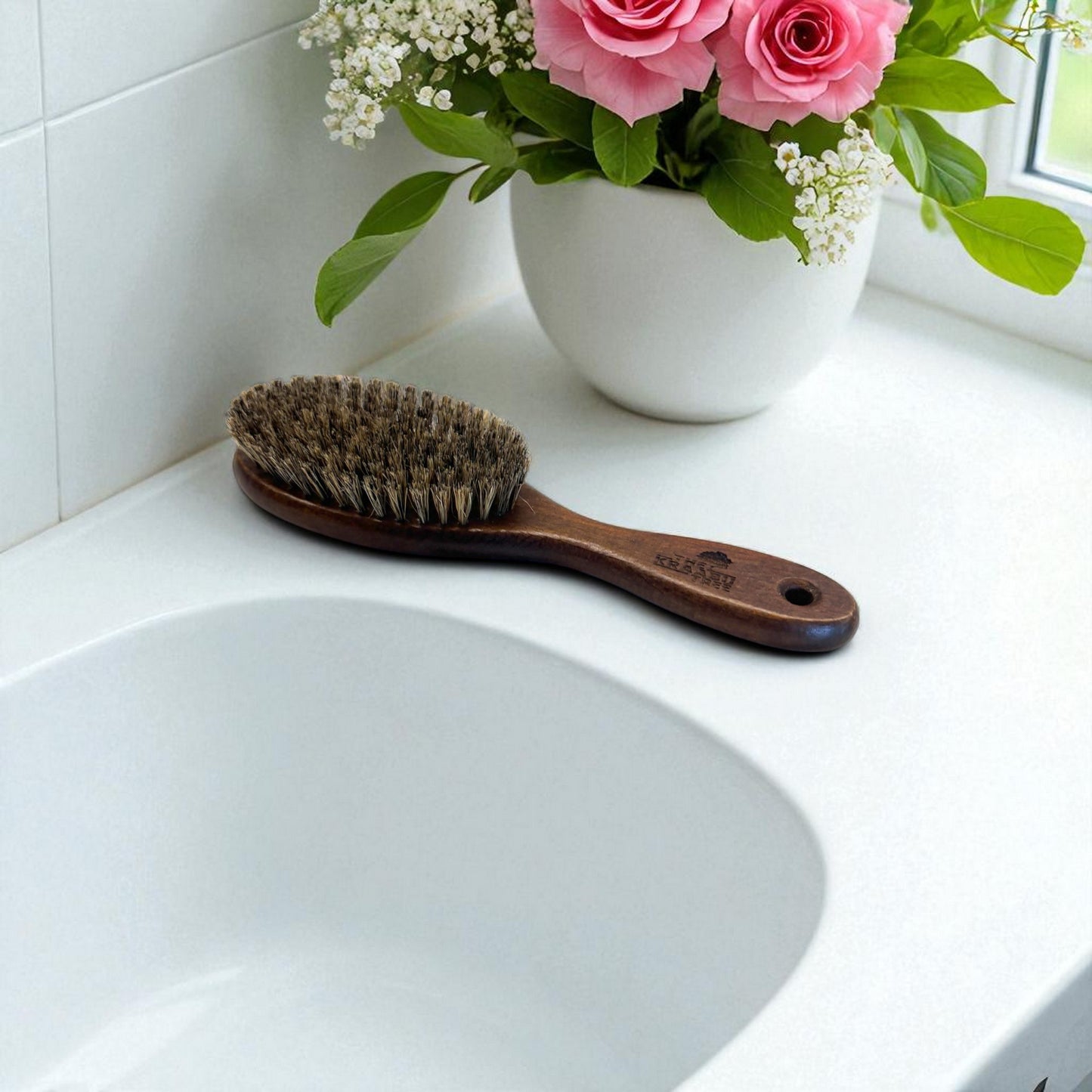 Oval ahir rbush with soft bristle 24cm