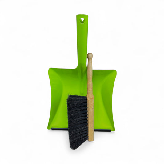 Dustpan/shovel and hand brush set