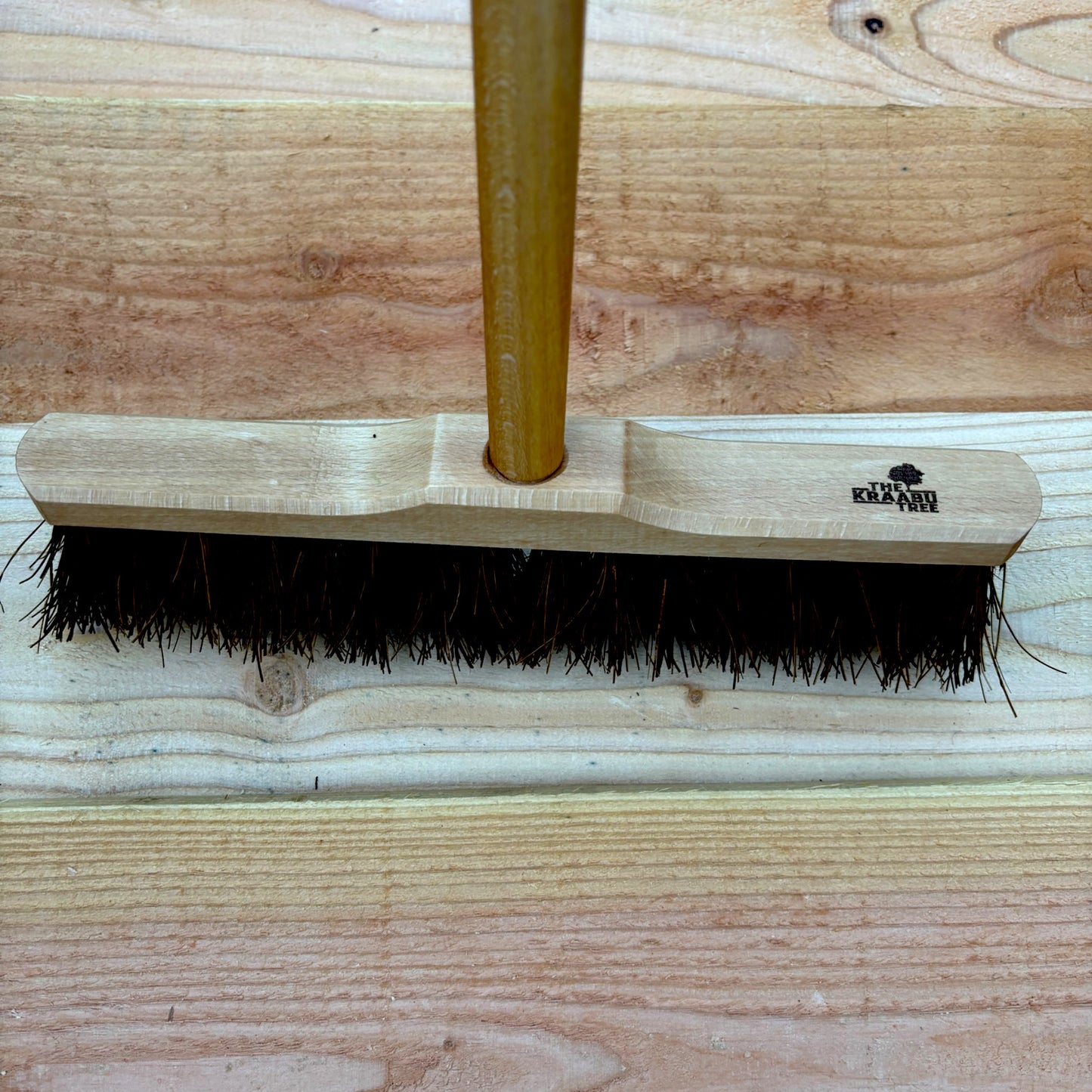 Outdoor broom with slim head 125cm